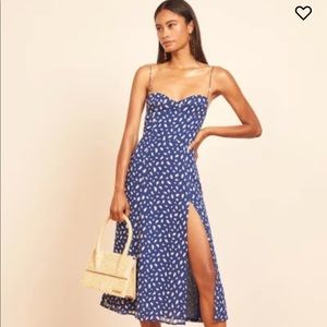 Juliette reformation dress! Gorgeous blue and white pattern!